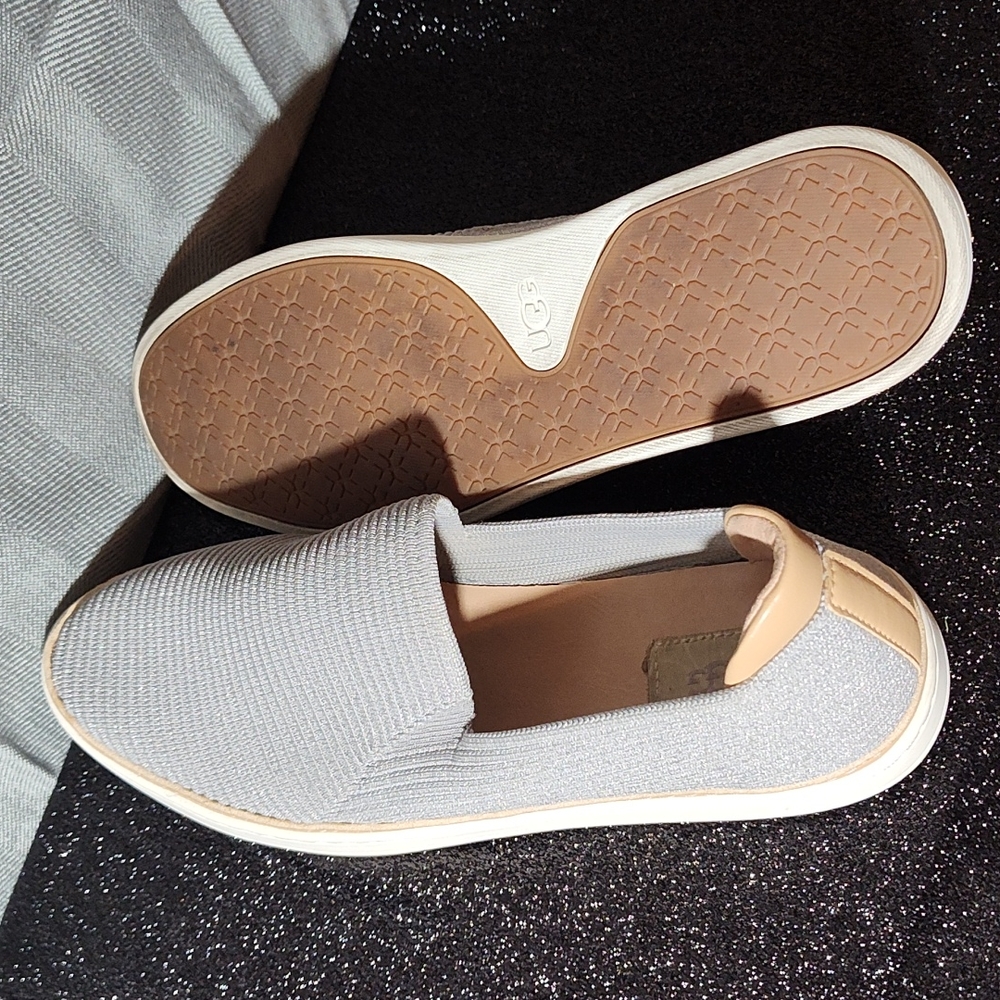 UGG Loafers - Picture 6 of 8